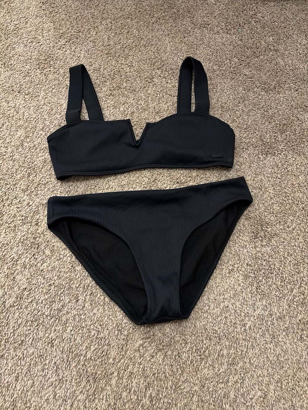 Roxy Love The Ribbed Chloe V-Notch Bikini Set in Black
